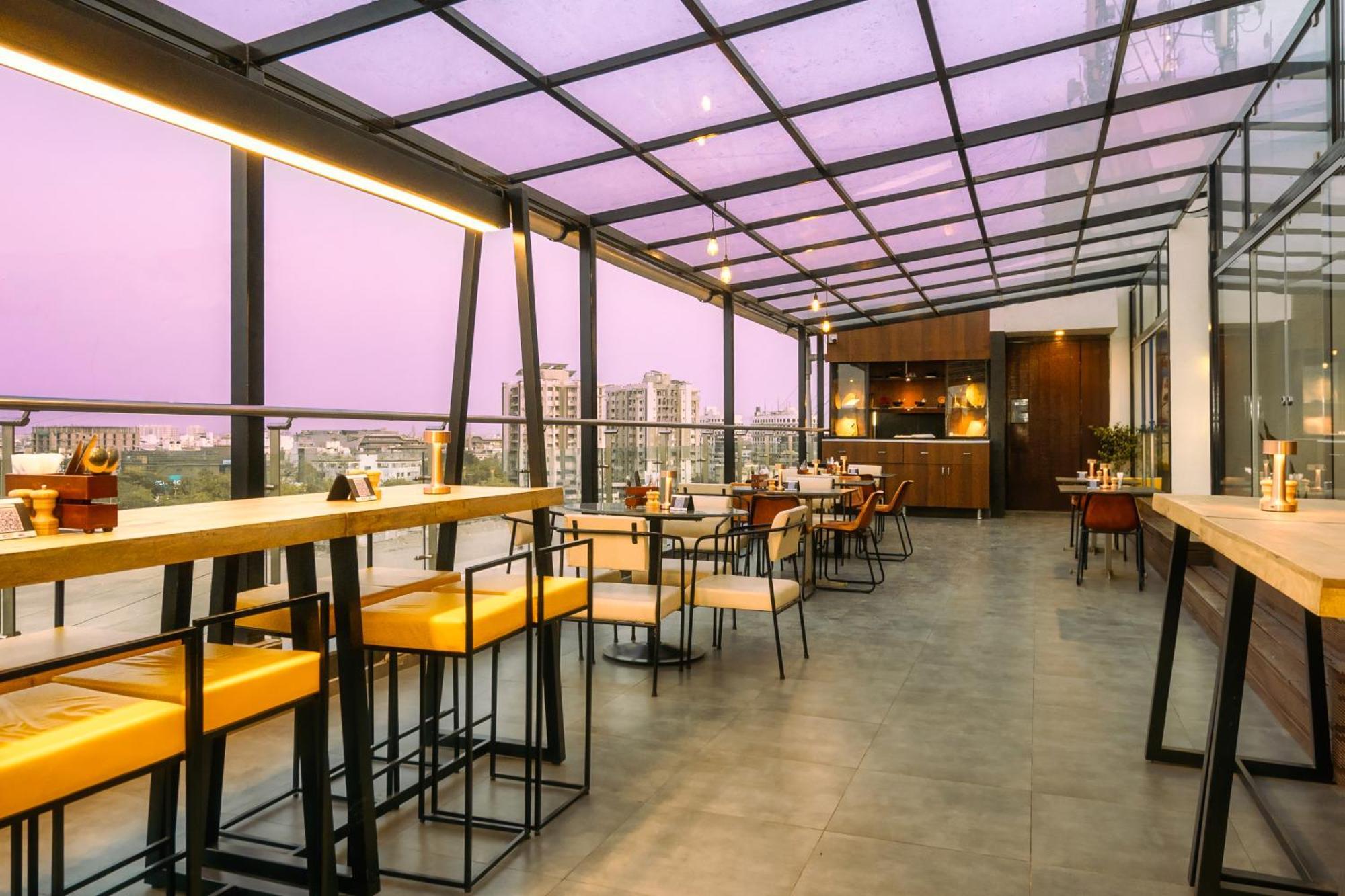 Marasa Sarovar Portico -Rajkot Exterior photo